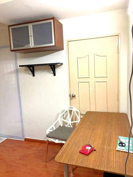 Studio Apartment (Condo) for Rent in  Hollywood Apartments - Image 2