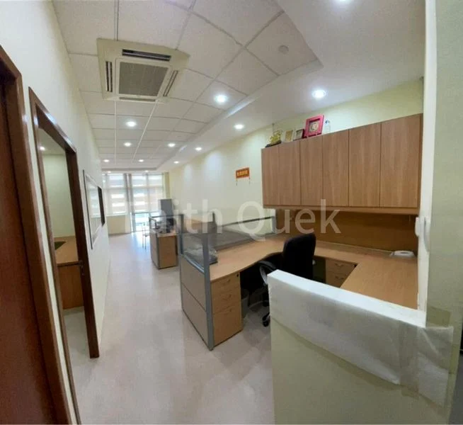Light Industrial (B1) for Rent: Prestige Centre - Image 9