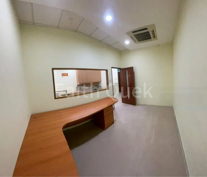 Light Industrial (B1) for Rent: Prestige Centre - Image 7
