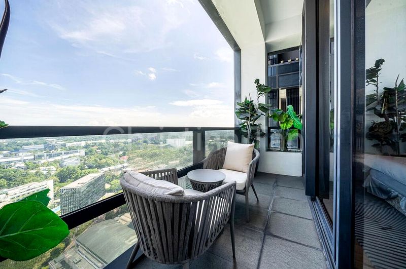 4 Bed Condo for Sale in  Nouvel 18 - Image 9
