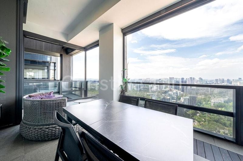 4 Bed Condo for Sale in  Nouvel 18 - Image 14