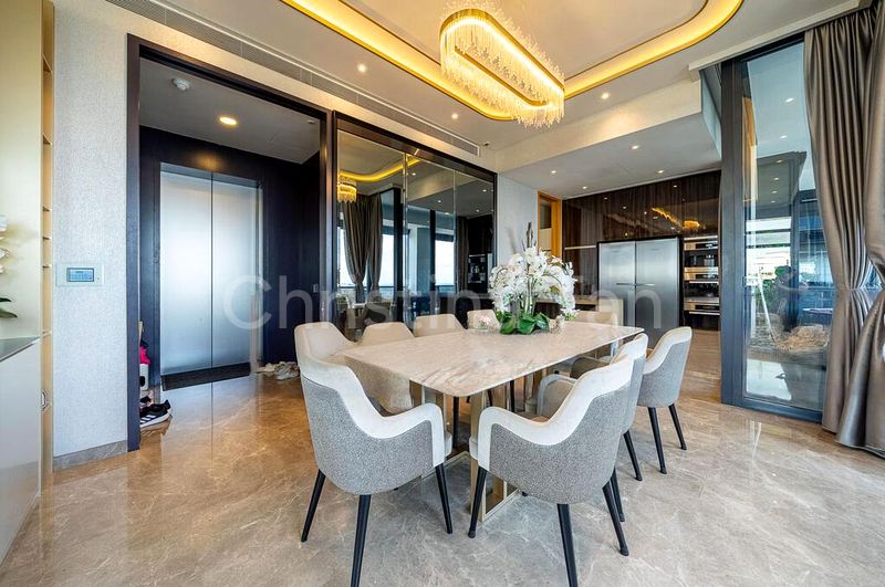 4 Bed Condo for Sale in  Nouvel 18 - Image 17