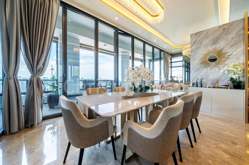 4 Bed Condo for Sale in  Nouvel 18 - Image 15