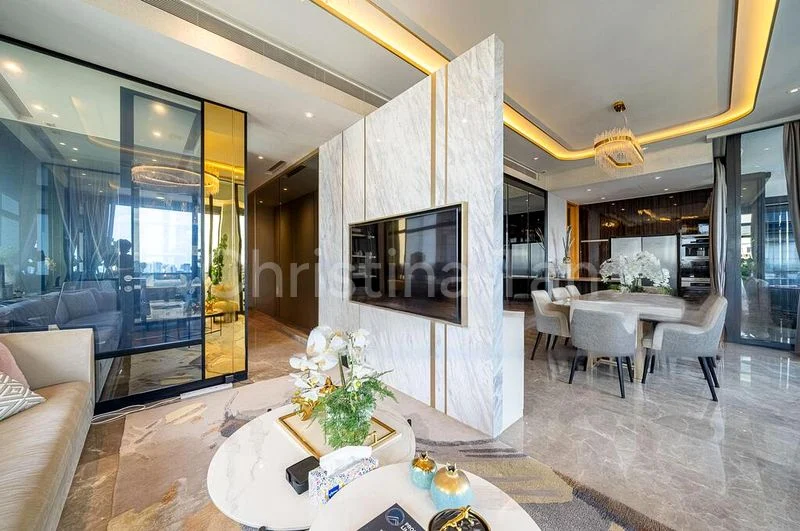 4 Bed Condo for Sale in  Nouvel 18 - Image 18