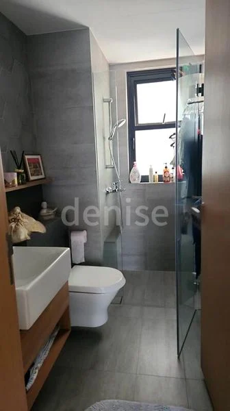 Room (Condo) for Rent in  The Navian - Image 4