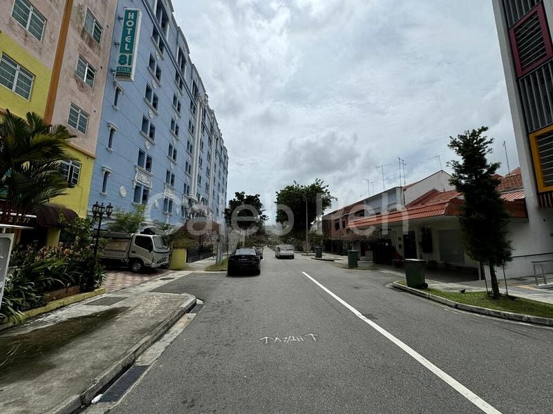 Shop / Shophouse for Sale: Lorong 18, Geylang - Image 4