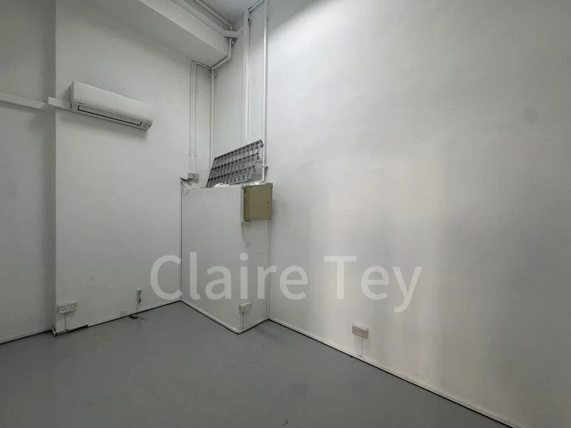 Light Industrial (B1) for Sale: Unity Centre - Image 3