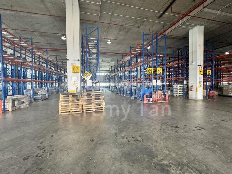 Warehouse for Rent: Ground Floor Warehouse in Bedok/Simei For Lease - Image 1
