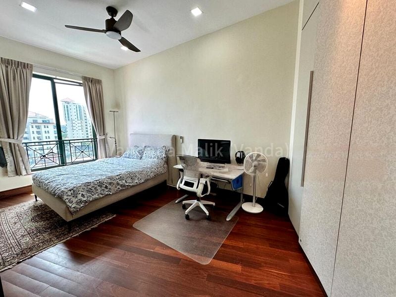 4 Bed Condo for Sale in  Pebble Bay - Image 3