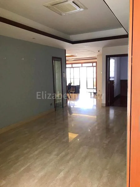 4 Bed Condo for Rent in  Kim Lin Park - Image 4