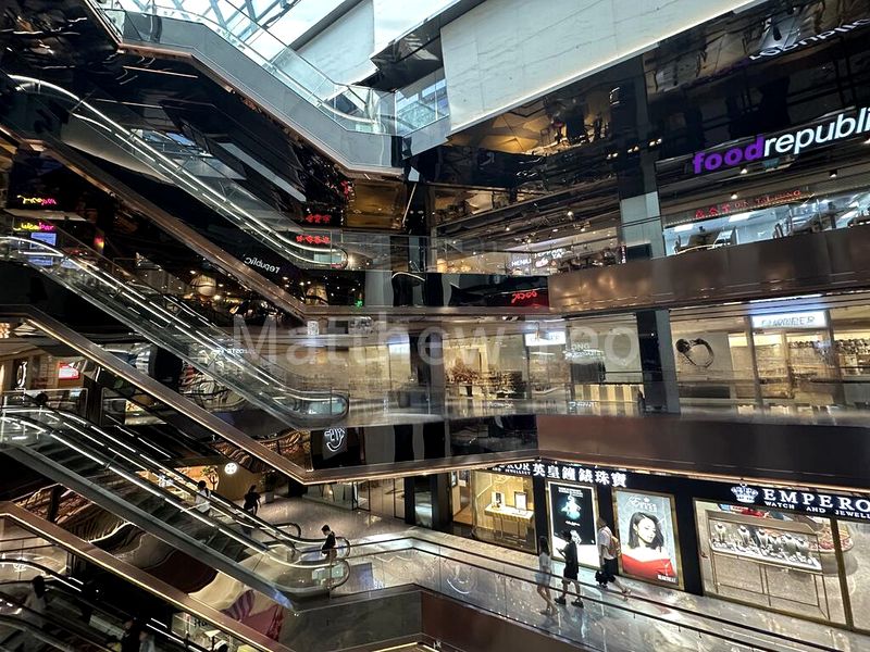 Office for Rent: Wisma Atria - Image 1