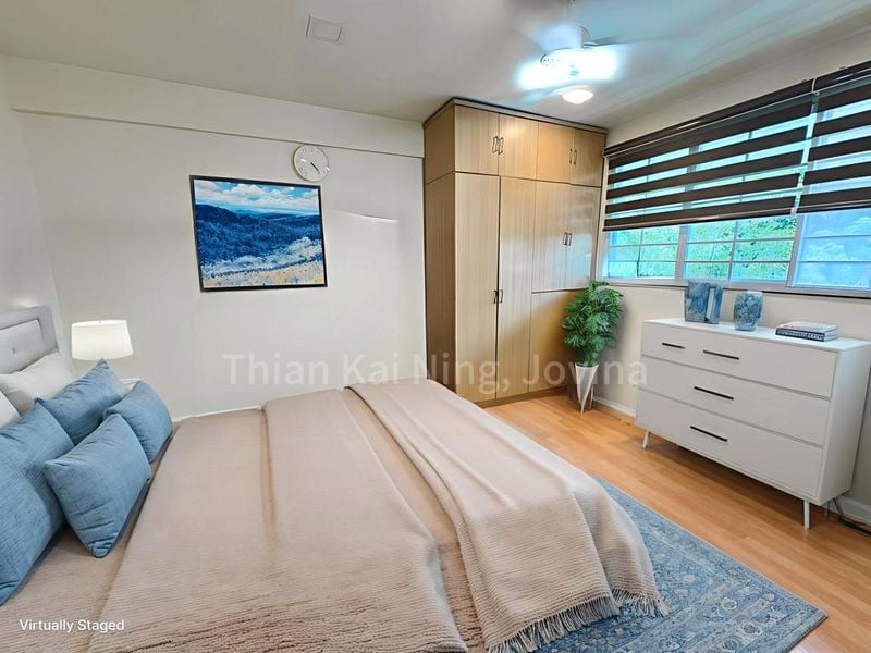 Maisonette HDB for Sale in  147 Tampines Avenue 5 - Image 7