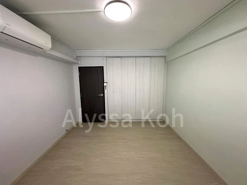 Common Room (HDB) for Rent in  403 Pandan Gardens - Image 1