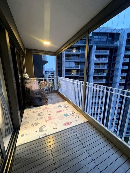 3 Bed Condo for Sale in  The Lakefront Residences - Image 10