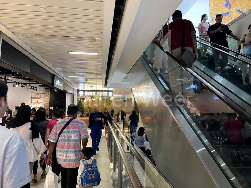 Food & Beverage for Rent: ️ Kent Ridge / Geneo / NUH ️ Fitted F&B Shop - Image 5