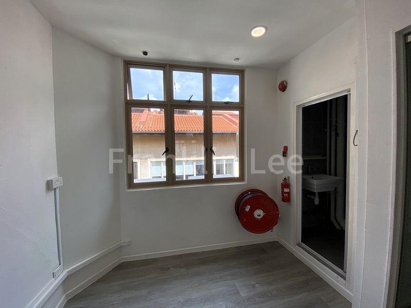 Shop / Shophouse for Rent in  Boat Quay Conservation Area - Image 7