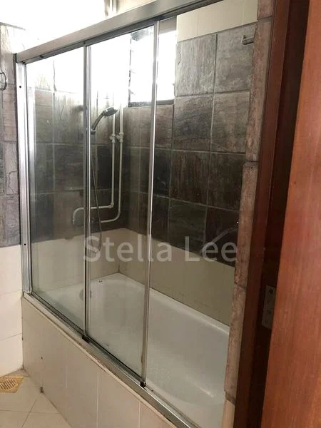 5 Room (5I) HDB for Rent in  26 Dover Crescent - Image 3