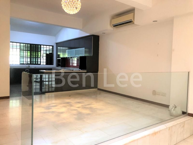 4+1 Bed Terraced House (Landed) for Rent in Rosedale - Image 9