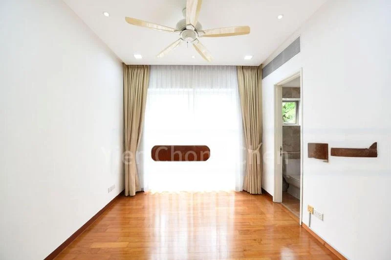 3 Bed Condo for Rent in  Nassim Jade - Image 4