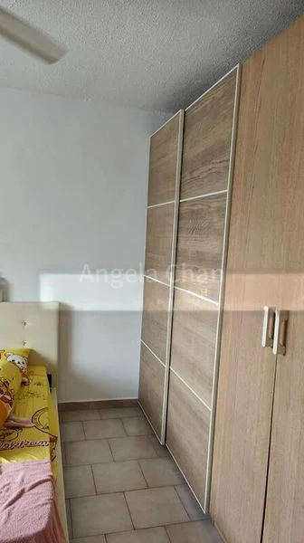 Common Room (HDB) for Rent in  216 Jurong East Street 21 - Image 15