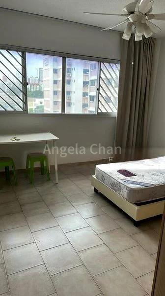 Common Room (HDB) for Rent in  216 Jurong East Street 21 - Image 17