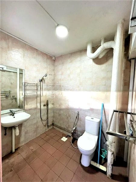 Common Room (HDB) for Rent in  216 Jurong East Street 21 - Image 12