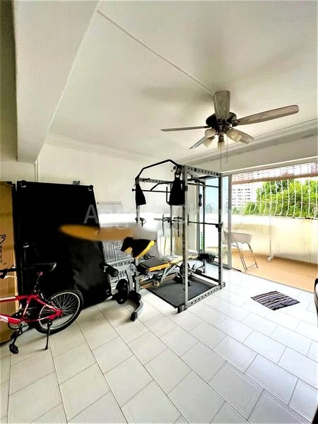 Common Room (HDB) for Rent in  216 Jurong East Street 21 - Image 16