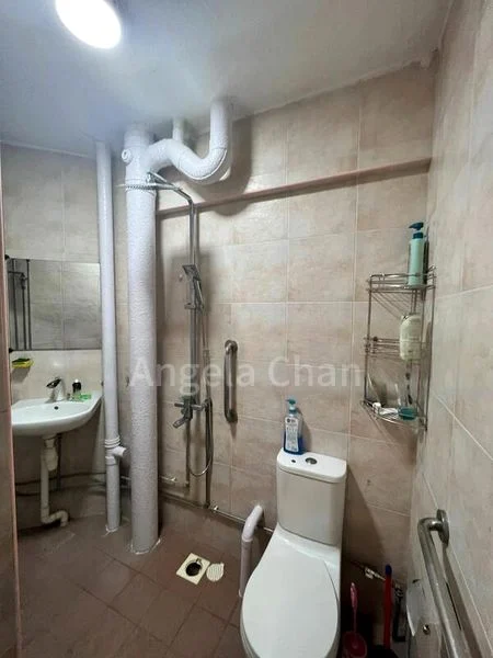 Common Room (HDB) for Rent in  216 Jurong East Street 21 - Image 2