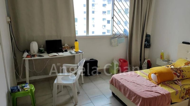 Common Room (HDB) for Rent in  216 Jurong East Street 21 - Image 10