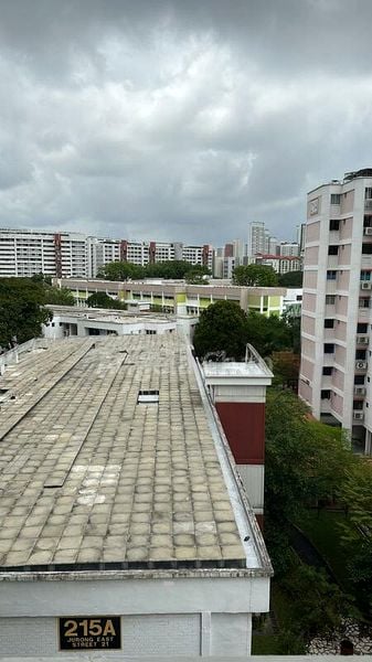Common Room (HDB) for Rent in  216 Jurong East Street 21 - Image 9