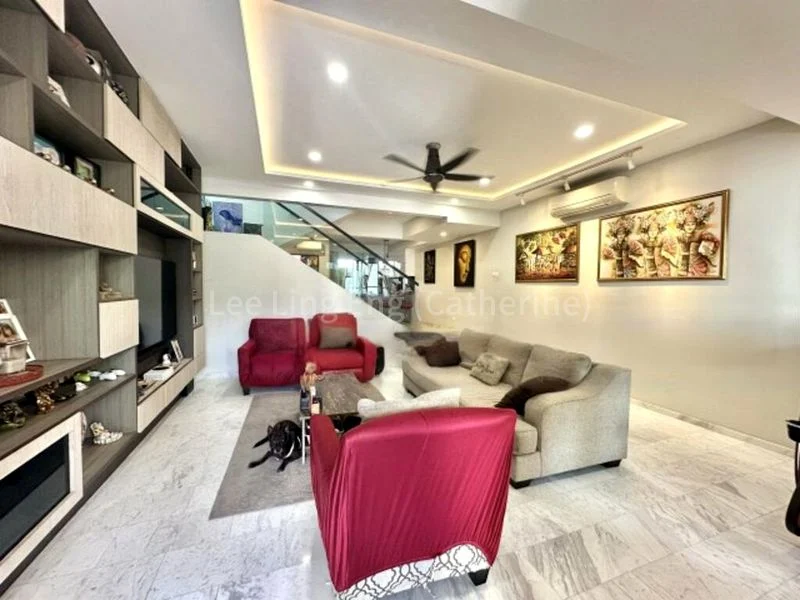 4 Bed Terraced House (Landed) for Sale in  Kembangan Estate - Image 1