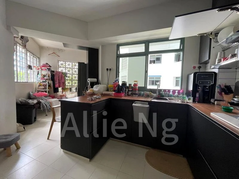 Executive HDB for Rent in  454 Choa Chu Kang Avenue 4 - Image 3