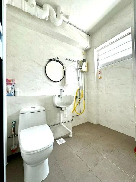 4 Room (4A) HDB for Rent in 487A Tampines Avenue 9 - Image 2