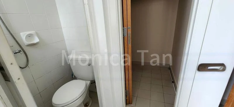 Master Room (Condo) for Rent in  The Linc - Image 11