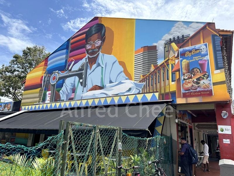 Shop / Shophouse for Sale: Large 1950sqft Land Size, 8.3m Wide Frontage, 999-Year Shophouse - Image 4