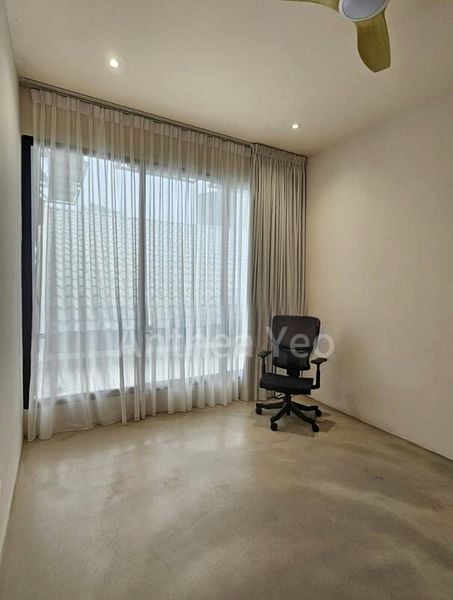 2 Bed Walk-up Apartment (Condo) for Rent in  Race Course Road - Image 2