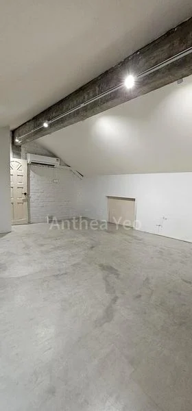 2 Bed Walk-up Apartment (Condo) for Rent in  Race Course Road - Image 6