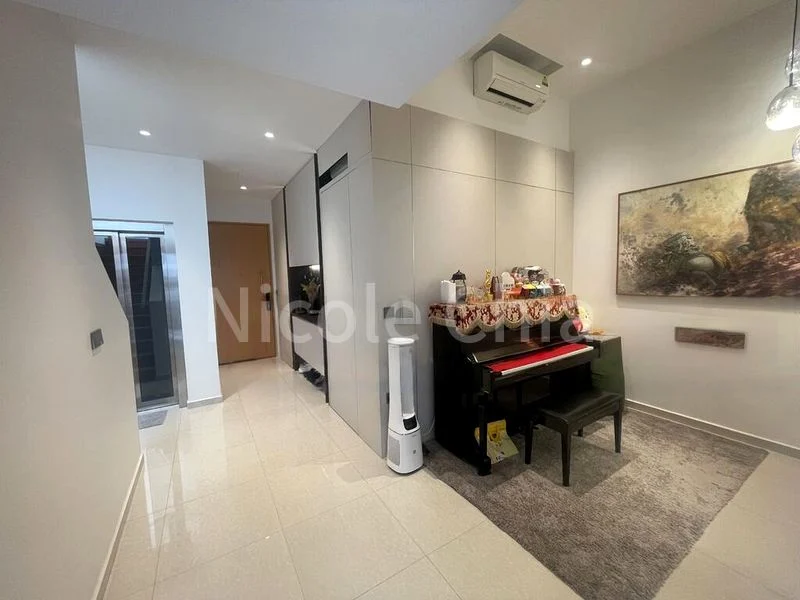 4 Bed Cluster House (Landed) for Sale in  Este Villa - Image 4