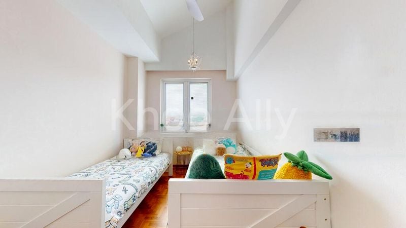 6 Bed Terraced House (Landed) for Sale around  Toh Tuck Crescent - Image 5