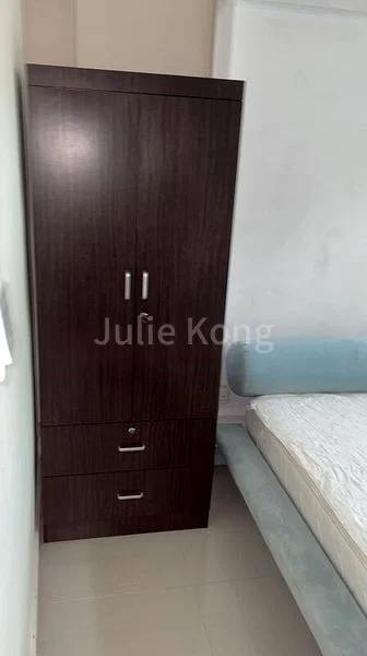 Master Room (HDB) for Rent in  354 Clementi Avenue 2 - Image 4