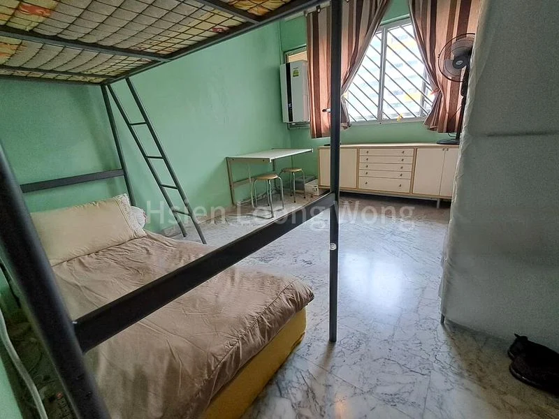 Common Room (HDB) for Rent in  205 Bukit Batok Street 21 - Image 4