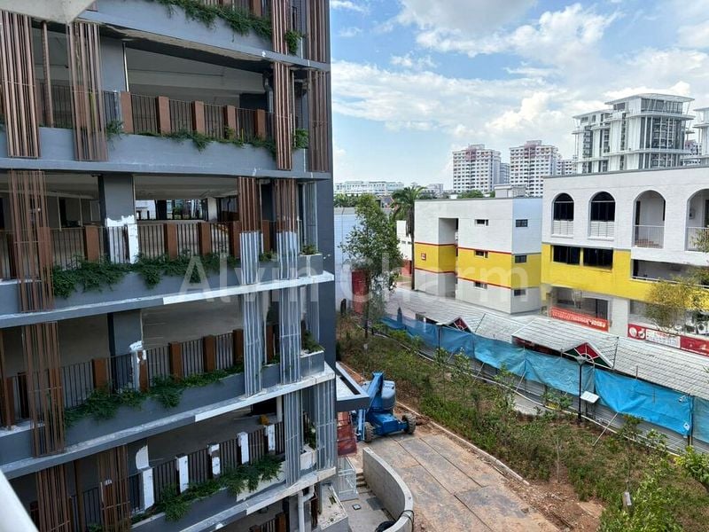 Shop / Shophouse for Sale in Kovan City - Image 1