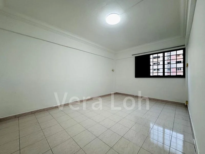 3 Room (3A) HDB for Rent in  364 Clementi Avenue 2 - Image 2