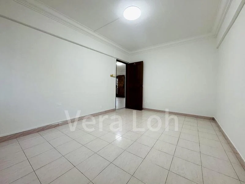 3 Room (3A) HDB for Rent in  364 Clementi Avenue 2 - Image 1