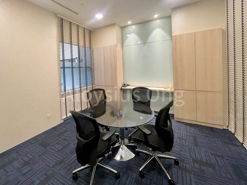 Office for Sale: SBF Center - Image 3