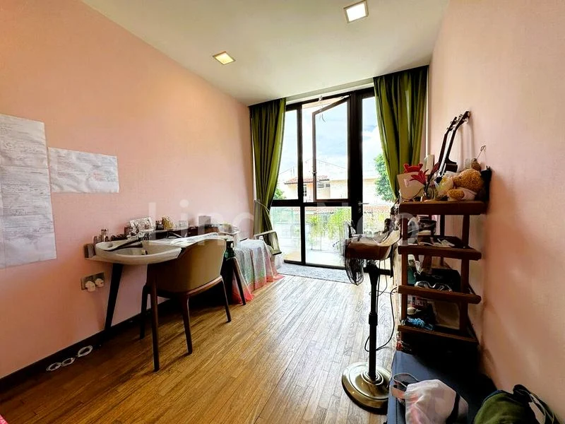 4 Bed Terraced House (Landed) for Sale in  Lorong Ah Soo - Image 3