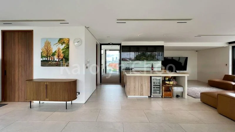 6 Bed Bungalow (Landed) for Sale in  Faber Hills - Image 4