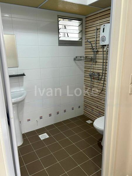 Common Room (HDB) for Rent in  441A Bukit Batok West Avenue 8 - Image 5