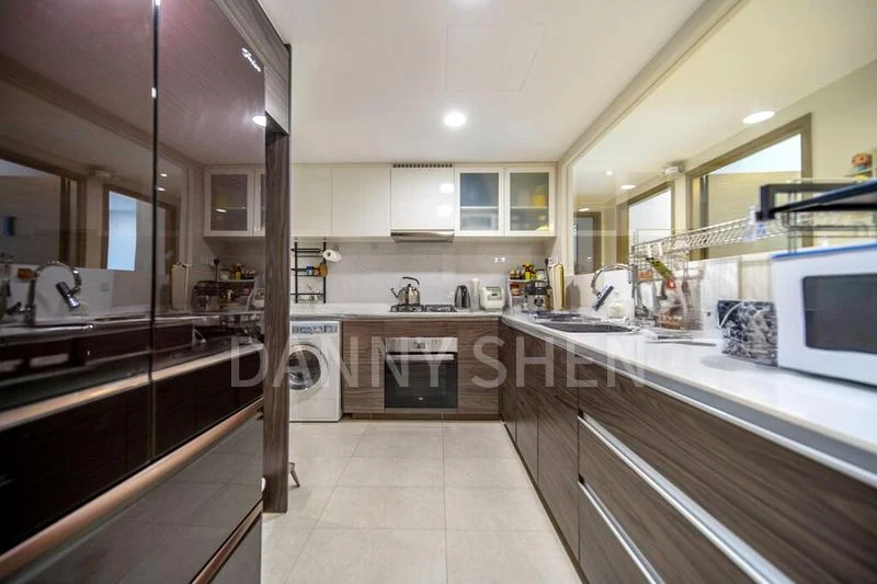 3 Bed Executive Condo for Sale in  The Terrace - Image 9