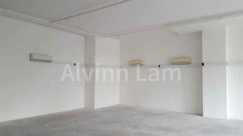 Light Industrial (B1) for Rent in  Midview City - Image 1